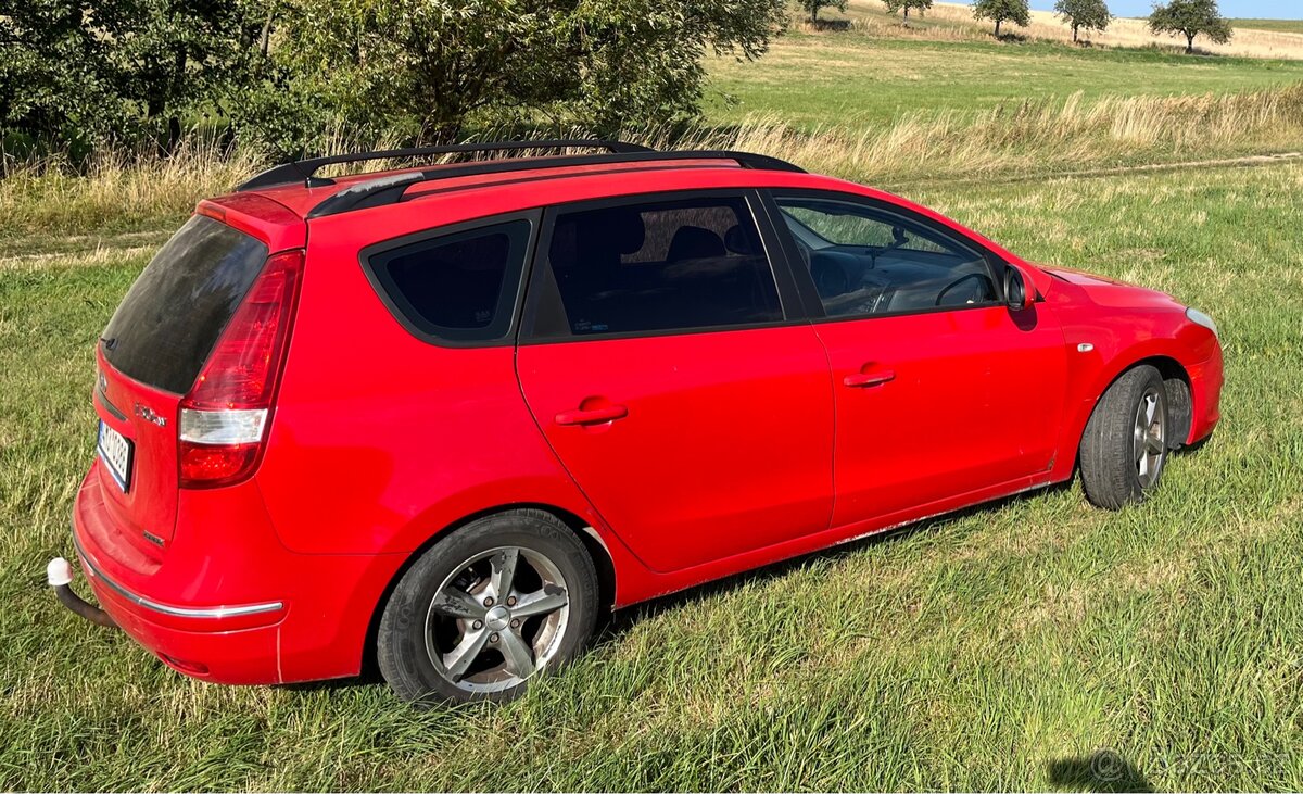Hyundai i30 combi 1,6crdi - 7
