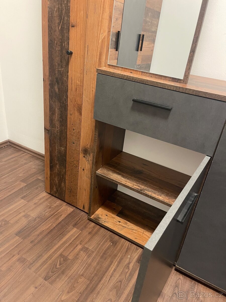Šatní skříň, předsíňová stěna, komoda/botník - 7