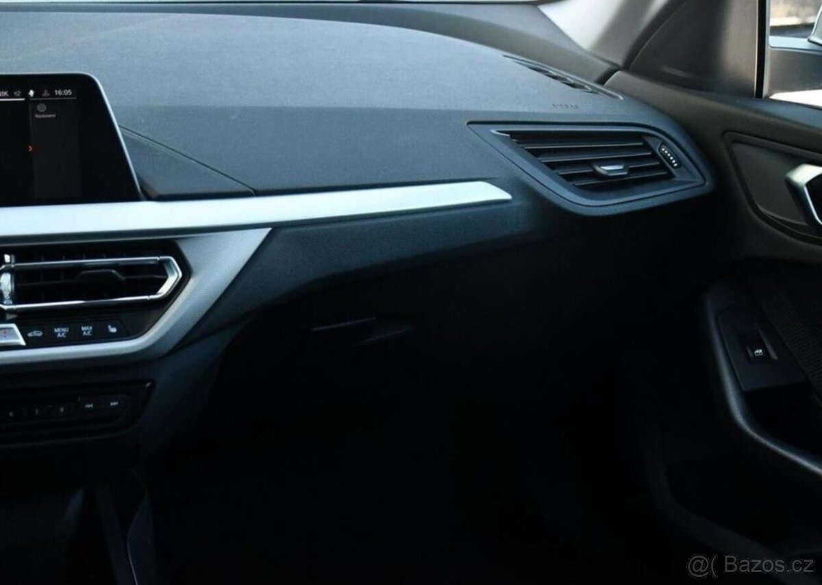 BMW Řada 2 218d - 7