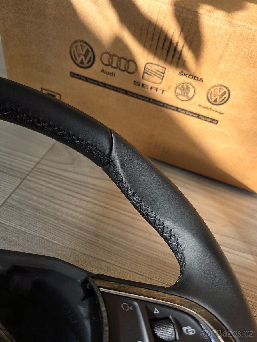 Nový kožený volant Škoda Scout - 7