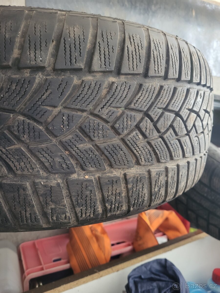 Zimní pneu 225 50 17 - 7