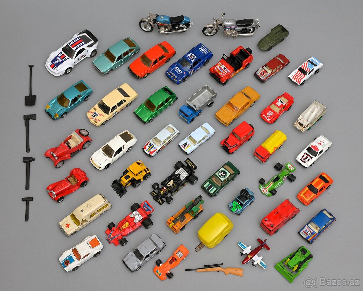 Modely autíček / hračky pro sběratele - 7
