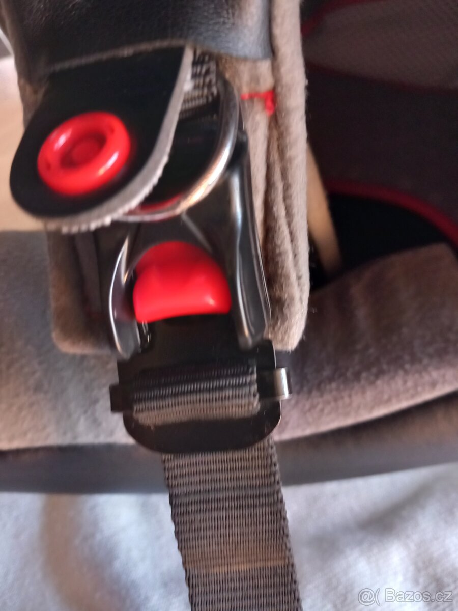 Prodám helmu, přilbu Cyber. - 7