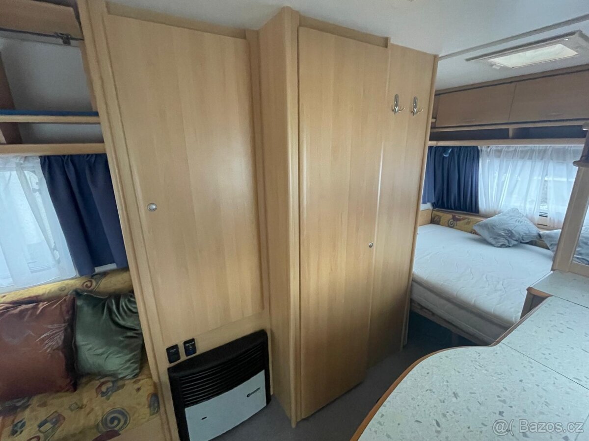 Dethleffs New Line 460, 4 osoby, stan, pevná postel, sprcha - 7