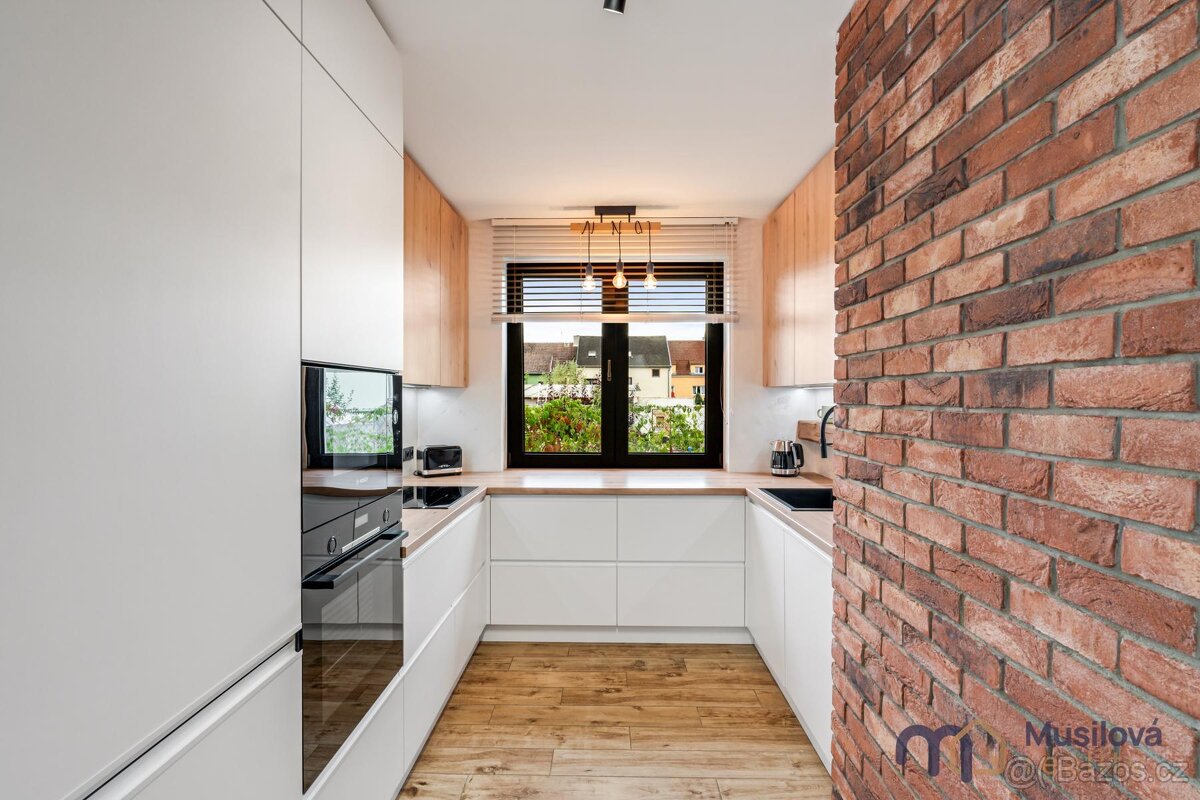 Prodej rodinného domu 82 m2, pozemek 465 m2 - 7