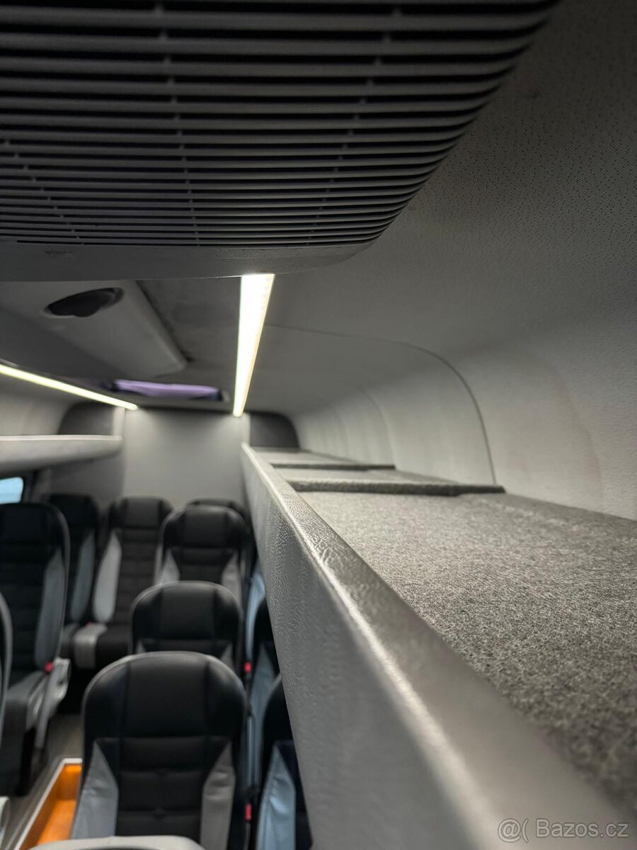 Mercedes-Sprinter 519 - Bus 21seater = 900 000 Kč + DPH21% - 7