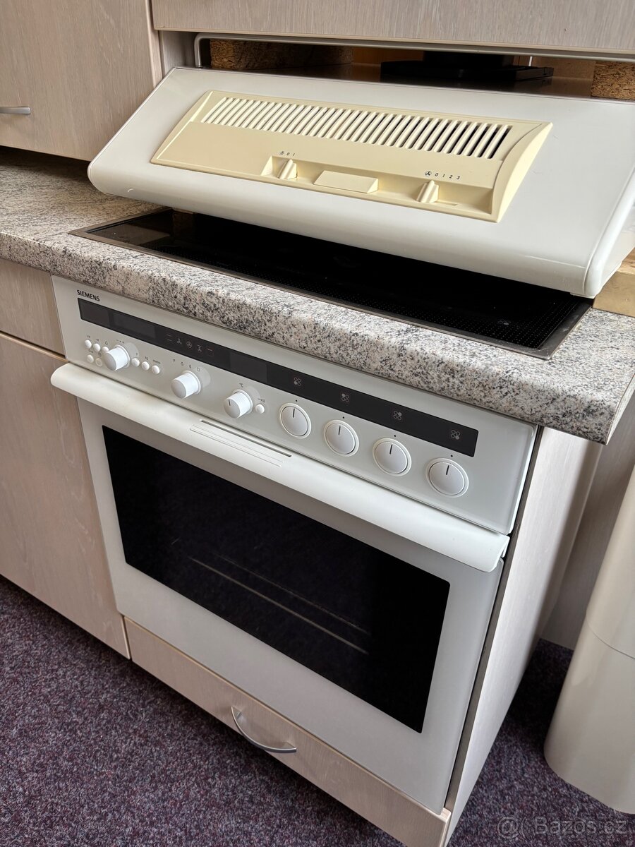 Kuchyňská linka vc spotřebičů - 7