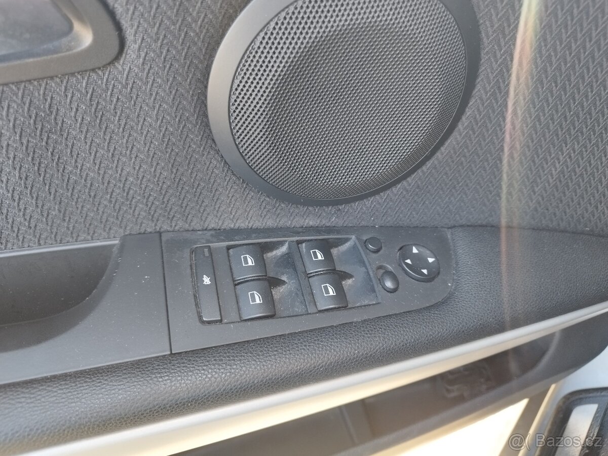 BMW E90 2.0D lci Facelift 2009 - 7