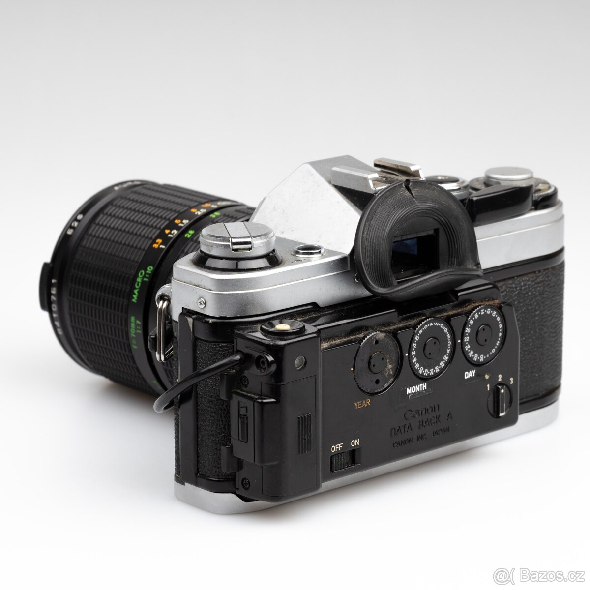 nefunkční Canon AE-1 s objektivem - 7
