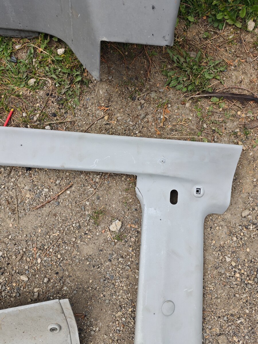 Prodám věci Interiér Multivan T4 - 7