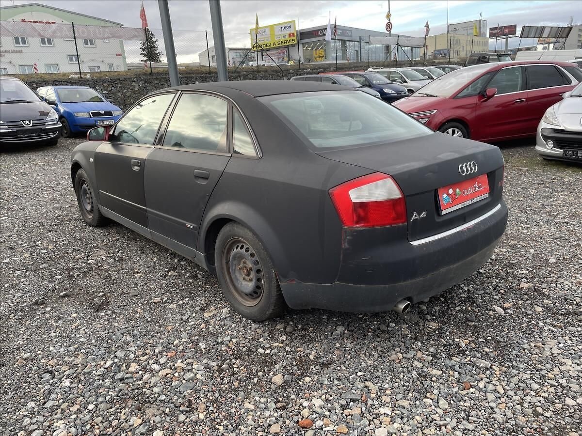 Audi A4 2,0 i "DIGI KLIMA"NOVÉ BRZDY - 7