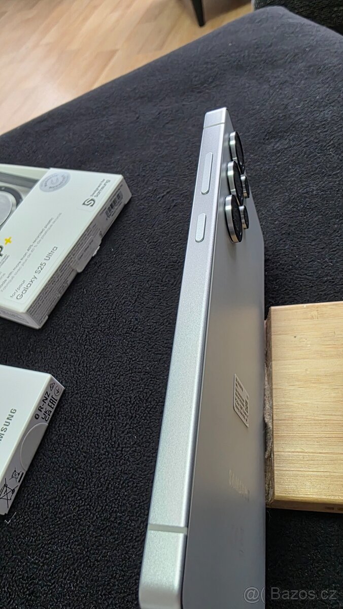 Samsung Galaxy S25 Ultra 1TB prodám - 7