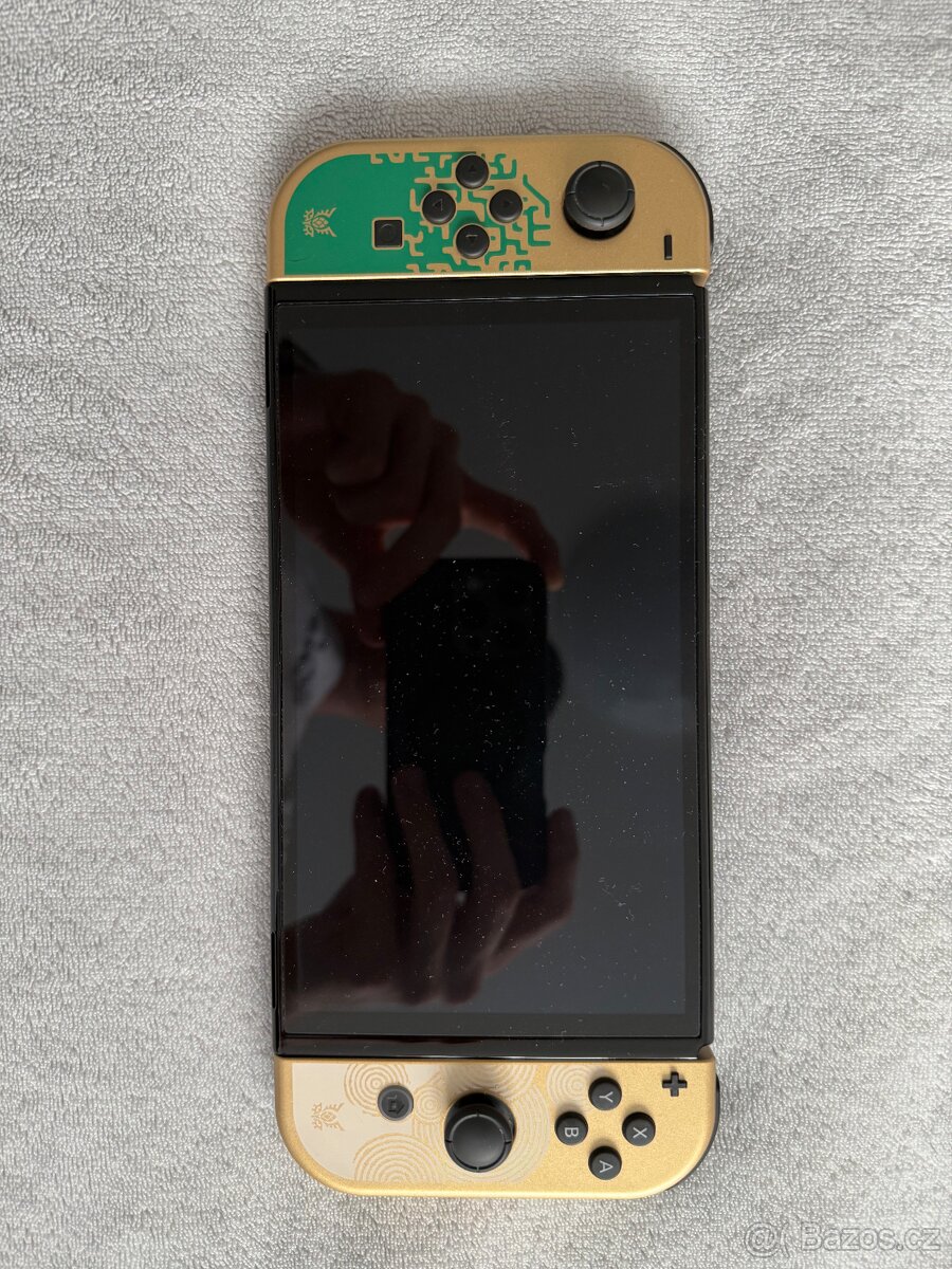 Nintendo Switch Oled Zelda Limited Edition - 7