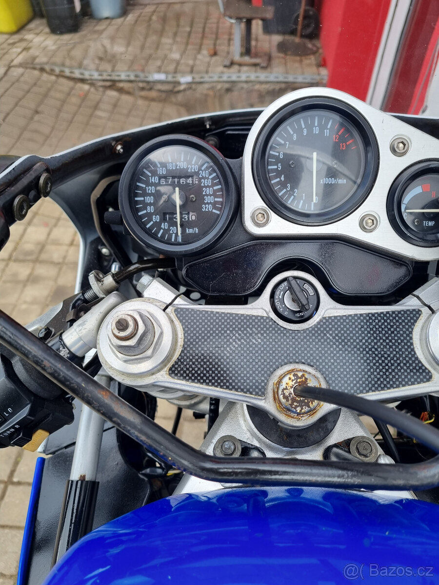 Suzuki GSX-R 750 W - 7