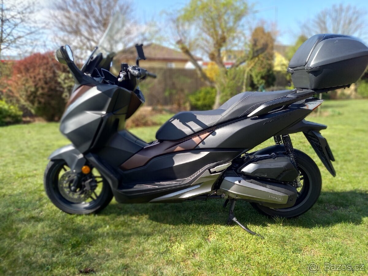 Honda Forza 125 - 7