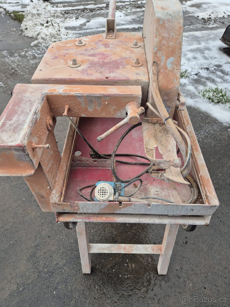 Stolová řezačka na zámkovou dlažbu / beton / cihly - 7