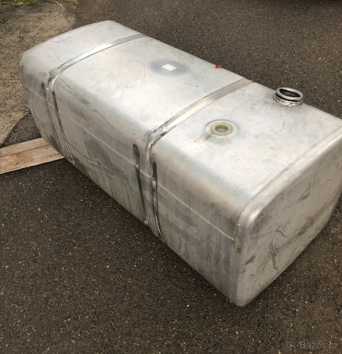 Nádrž z kamionu iveco bak 157cm - 7