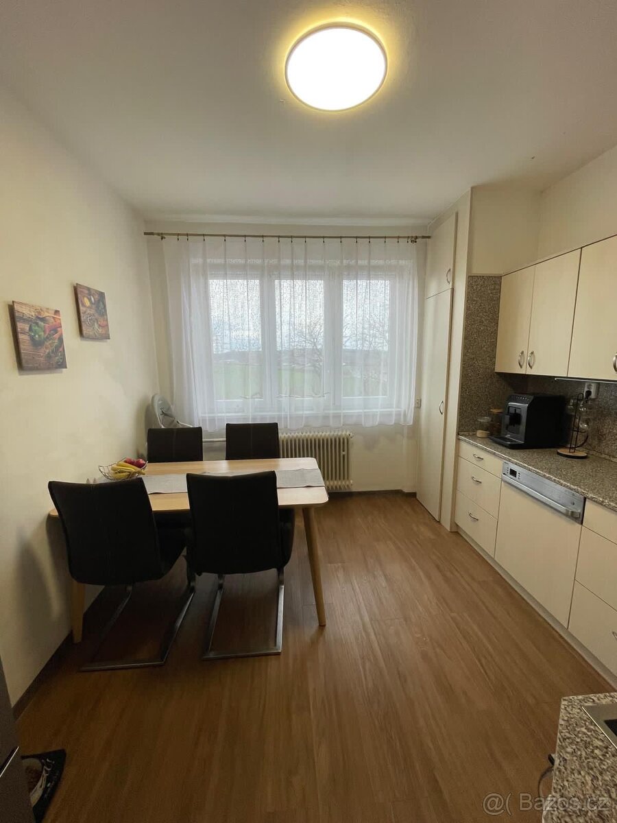 Prodej prostorného bytu 3+kk, 100,16 m2 - 7