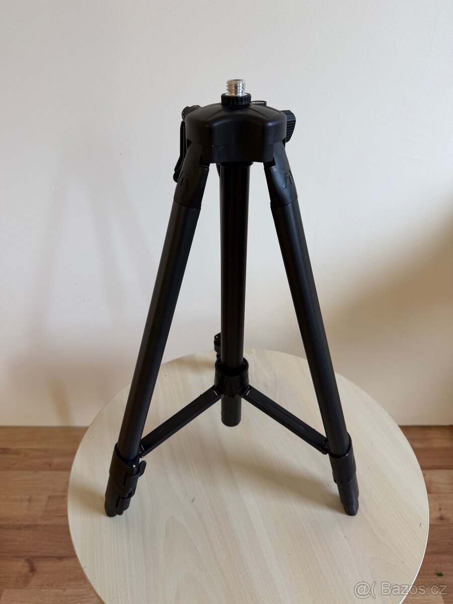 Křížový laser (1104) - 7