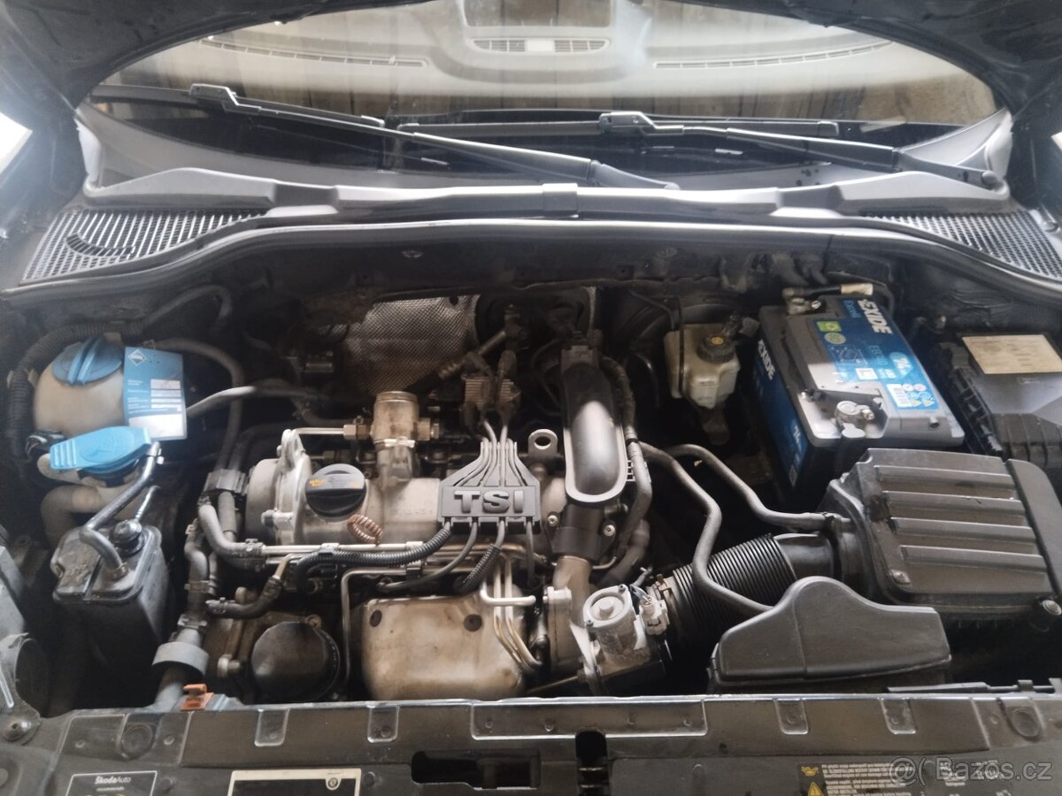 Škoda Yeti 1,2tsi, 77kw 6kvalt, serviska ,klima - 7