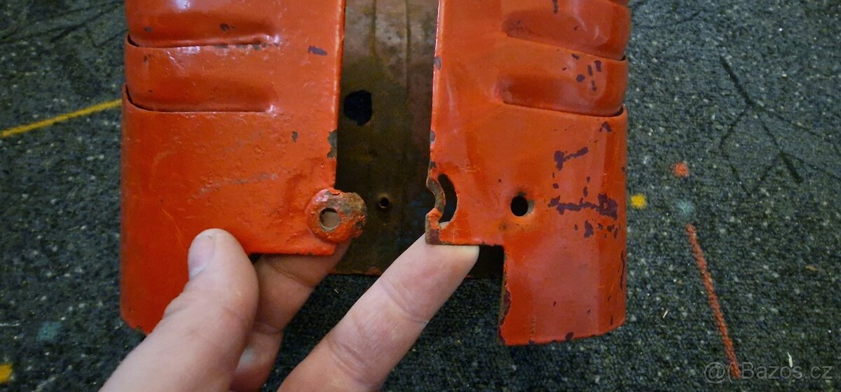 Prsíčka Jawa 50/550 - levostranná, nejstarší provedení 1955 - 7