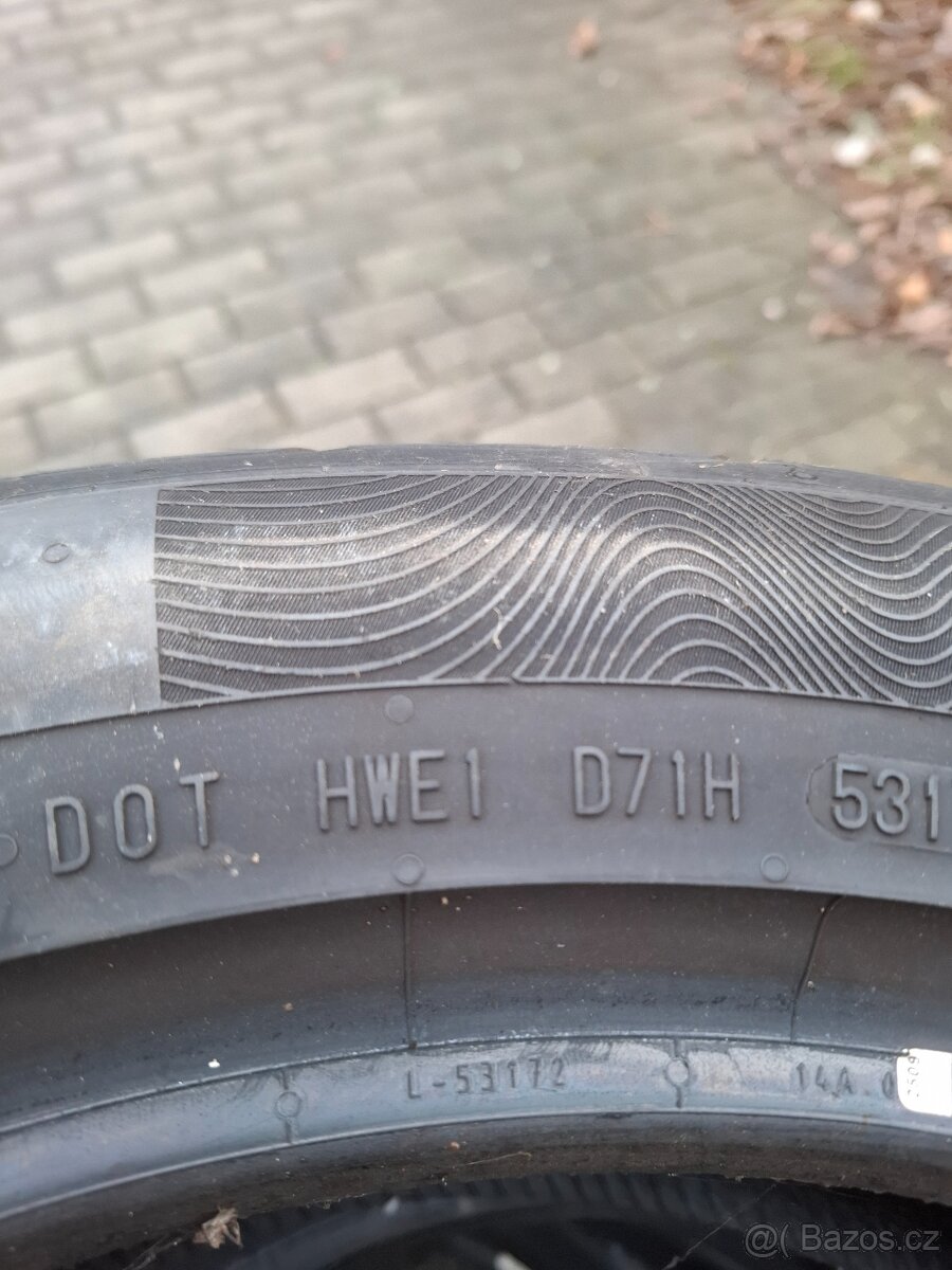 Continental Letní 205/55/17,V, XL - 7