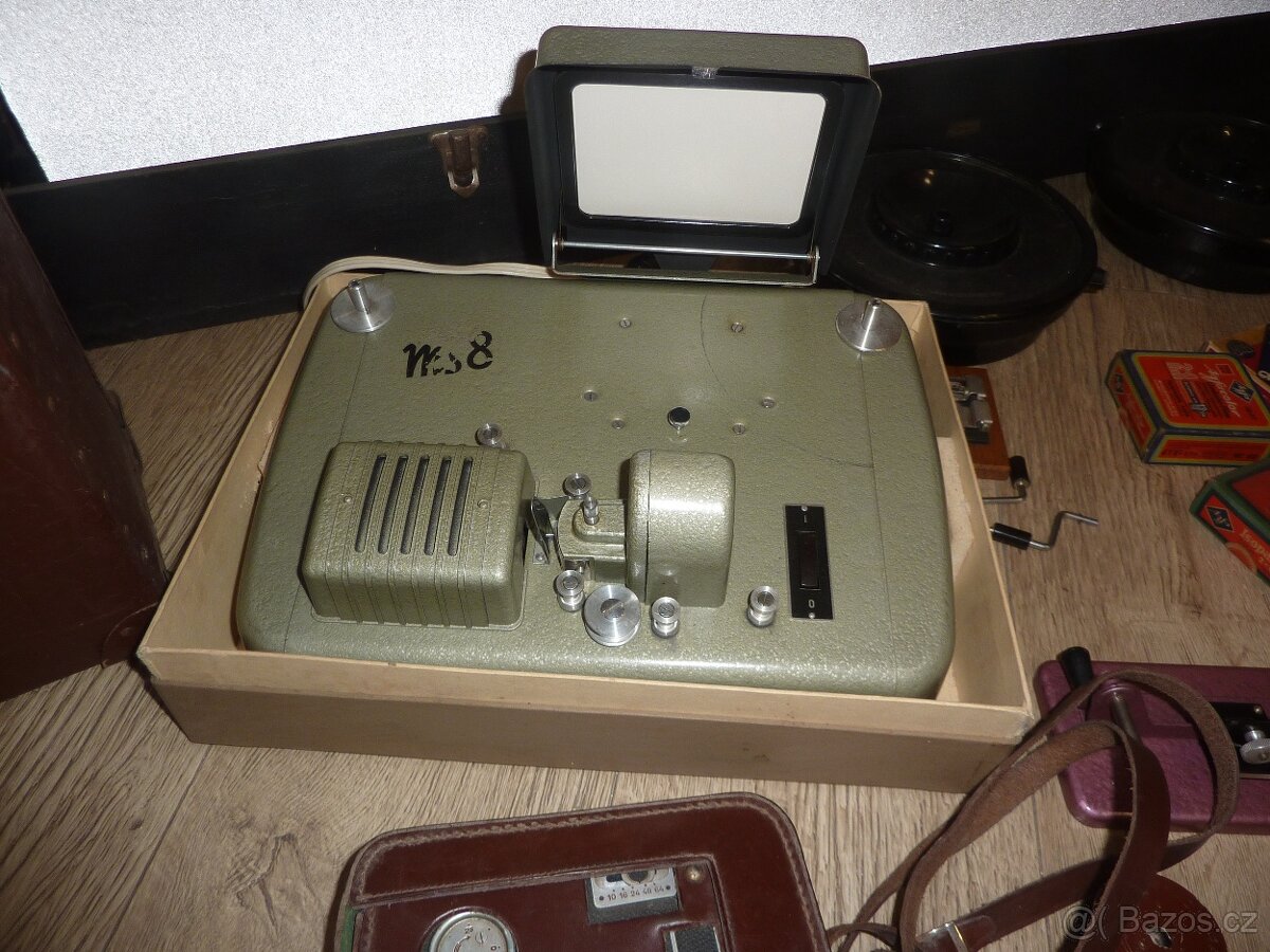 Staré plátno, projektory Meopta, kamera-vše 4.900 - 7