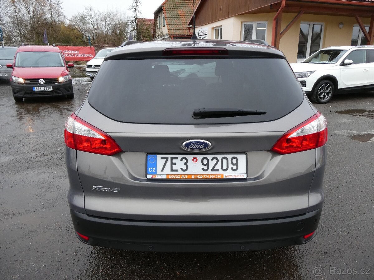 Ford Focus 1.6i 92kW serviska, klima - 7