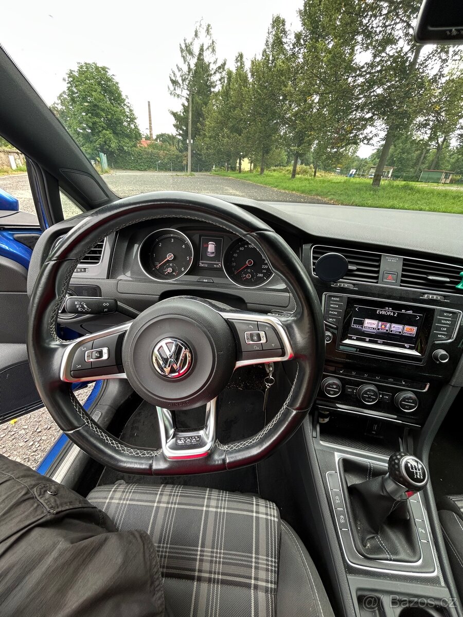 Volkswagen Golf 7 GTD - 7