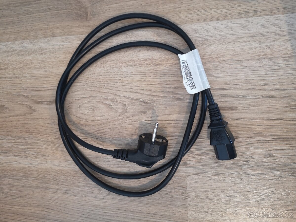 Projektor Benq a plátno - 7