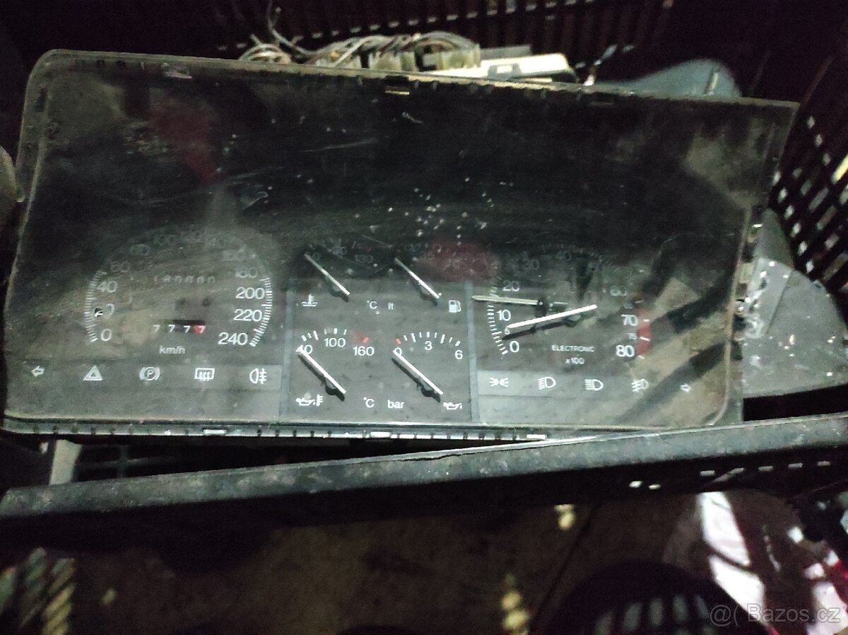 Lancia thema budíky - 7