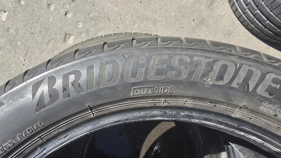 Letní pneu 245/45/18 Bridgestone - 7