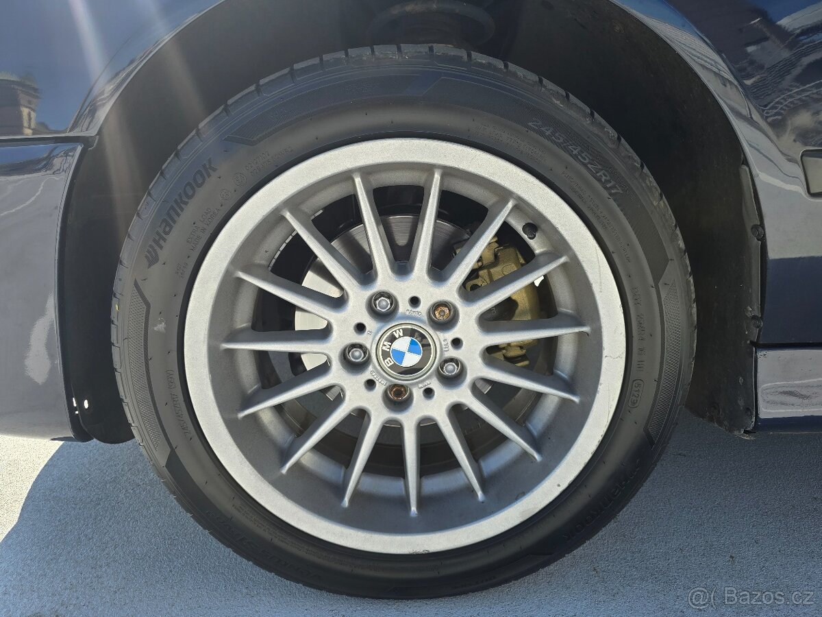 Bmw E39 528i - 7