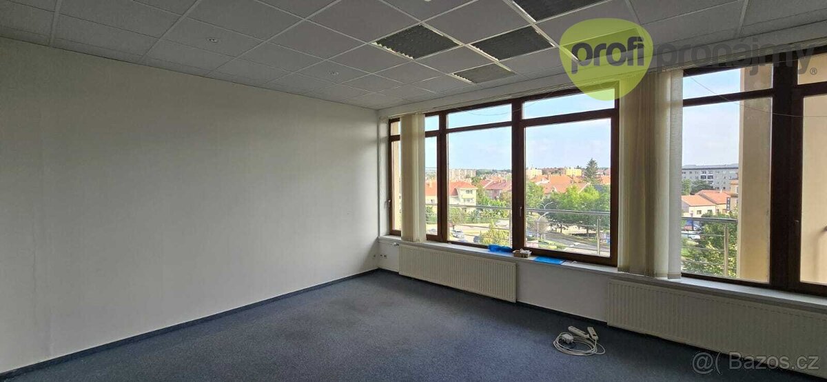 Pronájem kanceláře 58 m² - 7