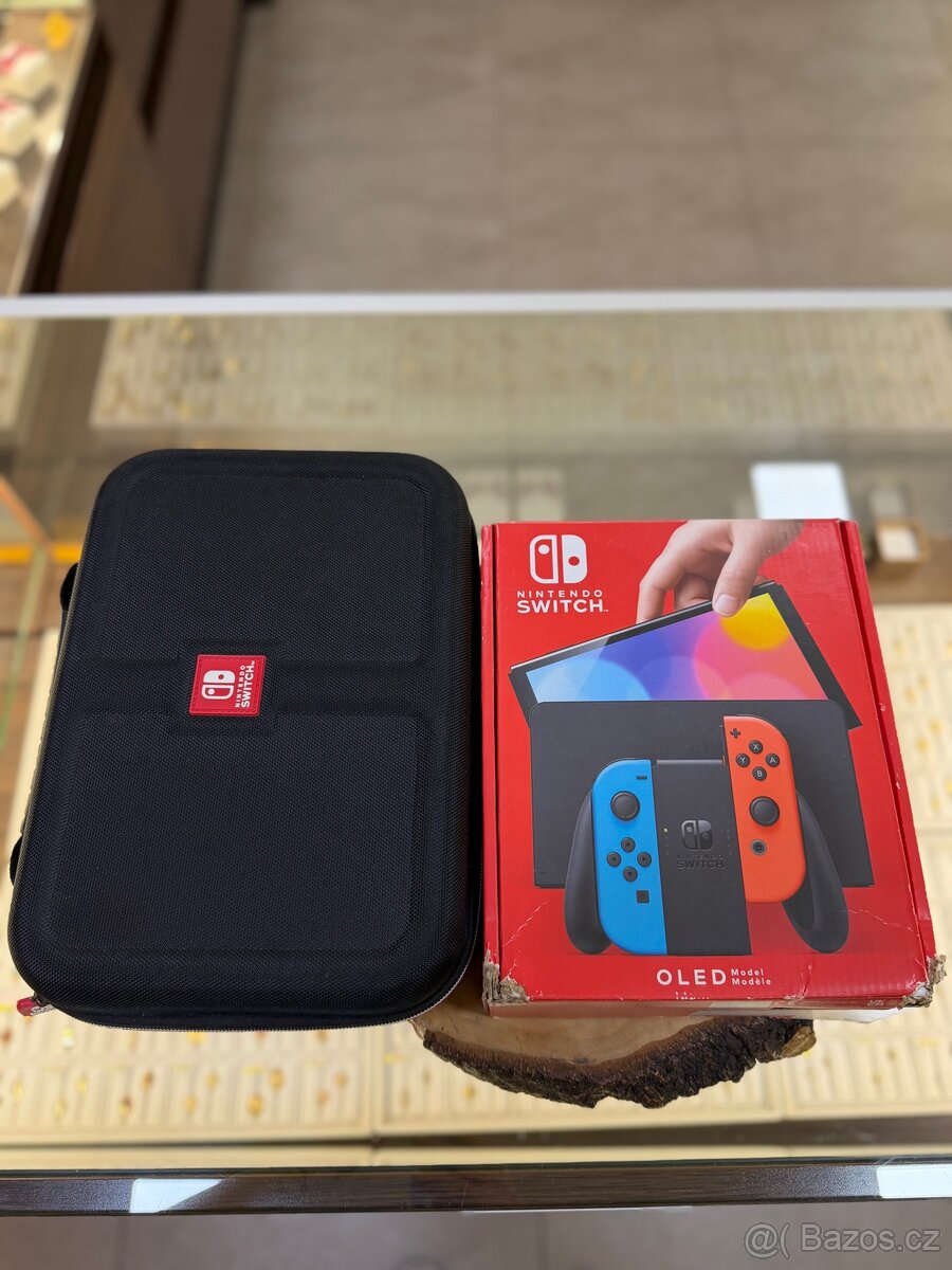 NINTENDO SWITCH OLED - 7