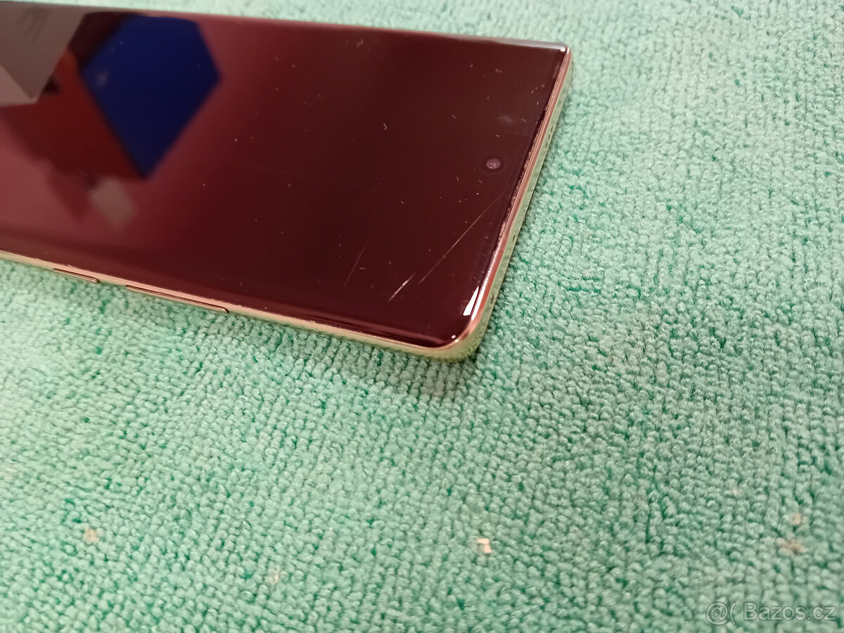 Infinix Note 40 PRO - RAM 12GB/256 GB - 7