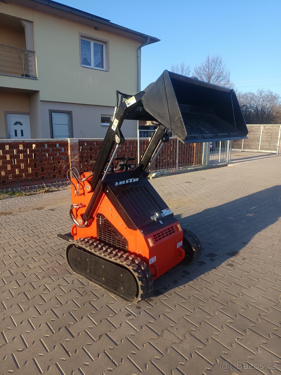 Půjčení minibagru, nakladače a dumperu - 7