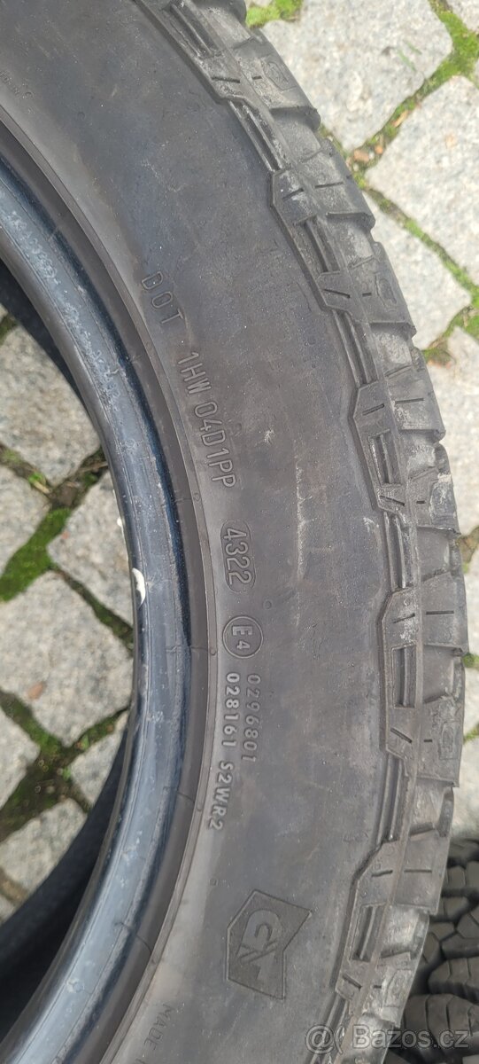 Zimní pneu 235/55/18 DOT4322 8,9mm - 7