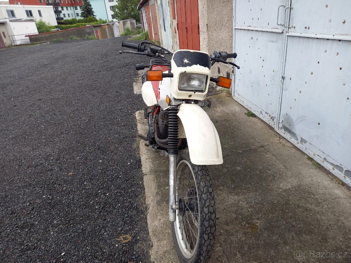 Yamaha XT 350 - 7