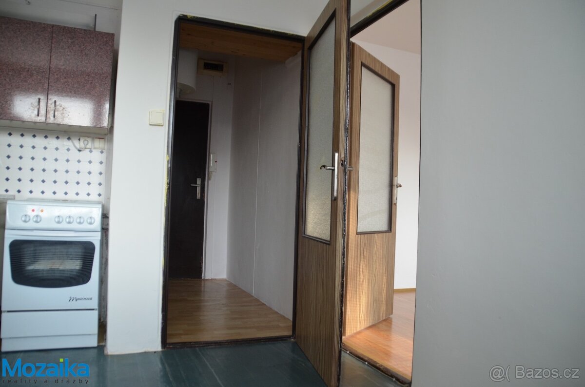 Pronájem bytu 1+1 na ul.Dukelská v Litomyšli. CP 35m2. - 7