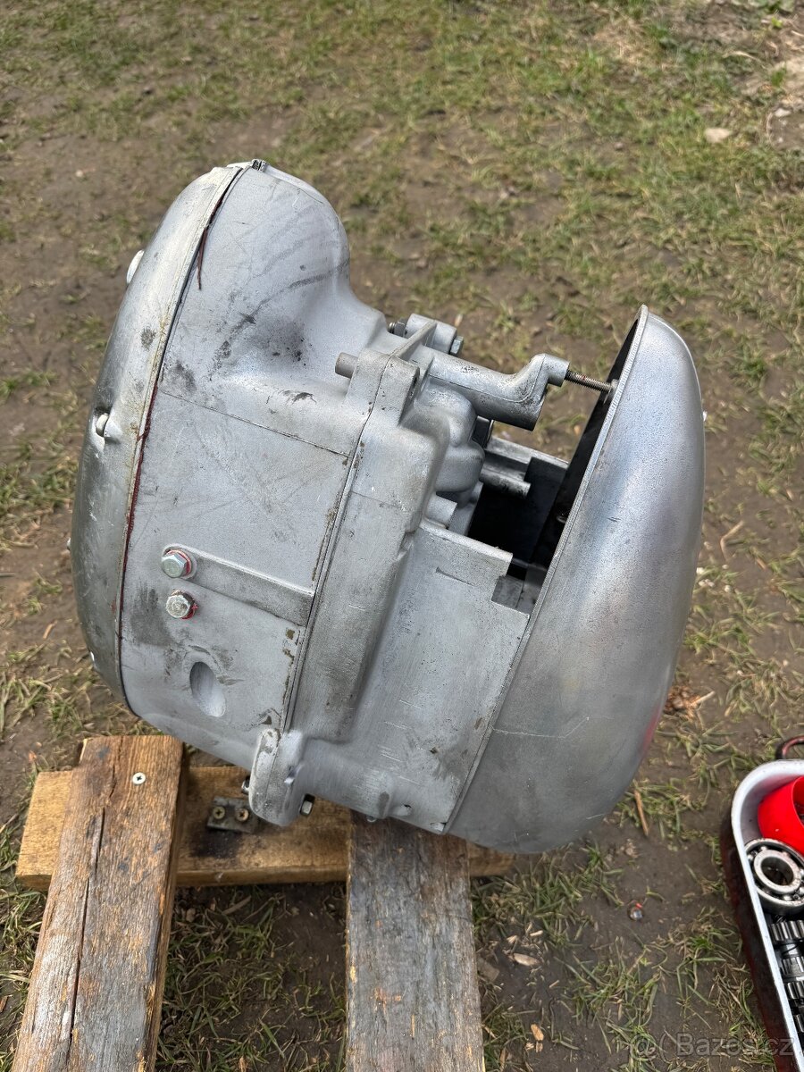 Motor Jawa 350 - 7