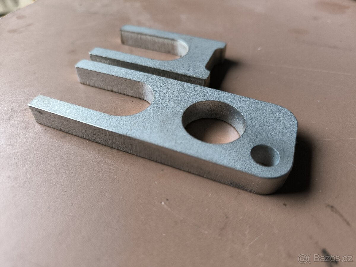 Zajišťovák pro PF 62. - 7