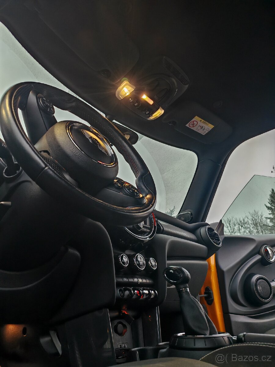Mini Cooper 2015, automat. JCW edition. Extra výbava - 7