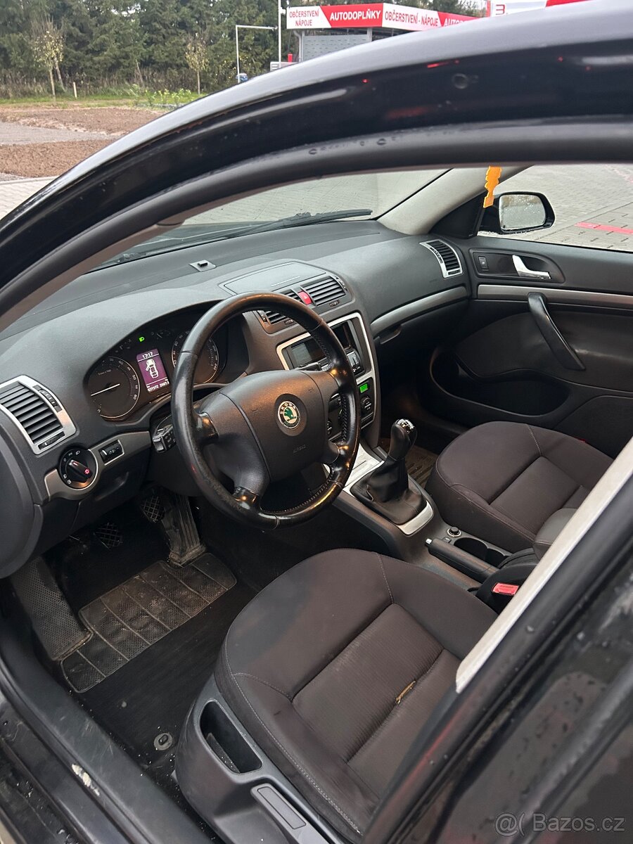 Škoda Octavia 2.0 TDI - 7
