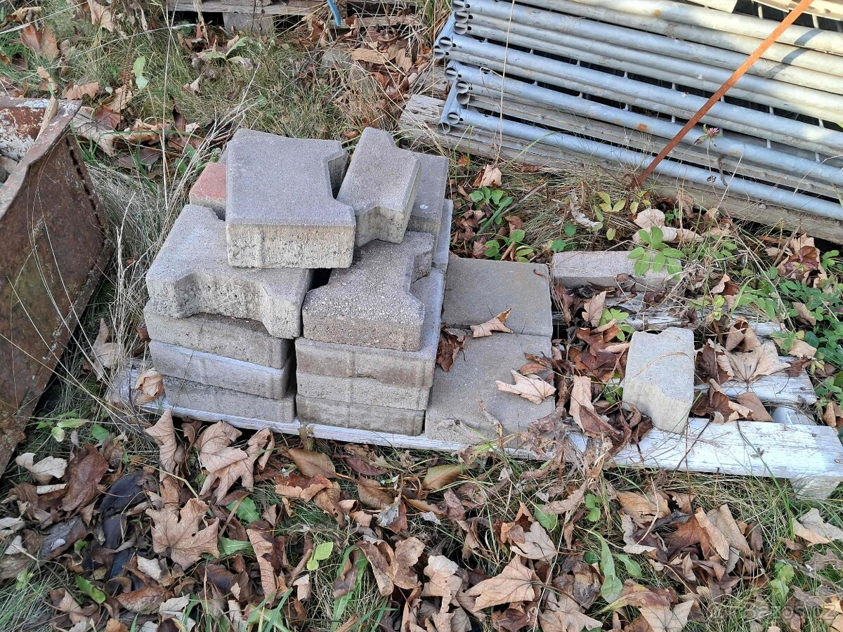 Zbytky zámkové dlažby, různé druhy - za odvoz - 7