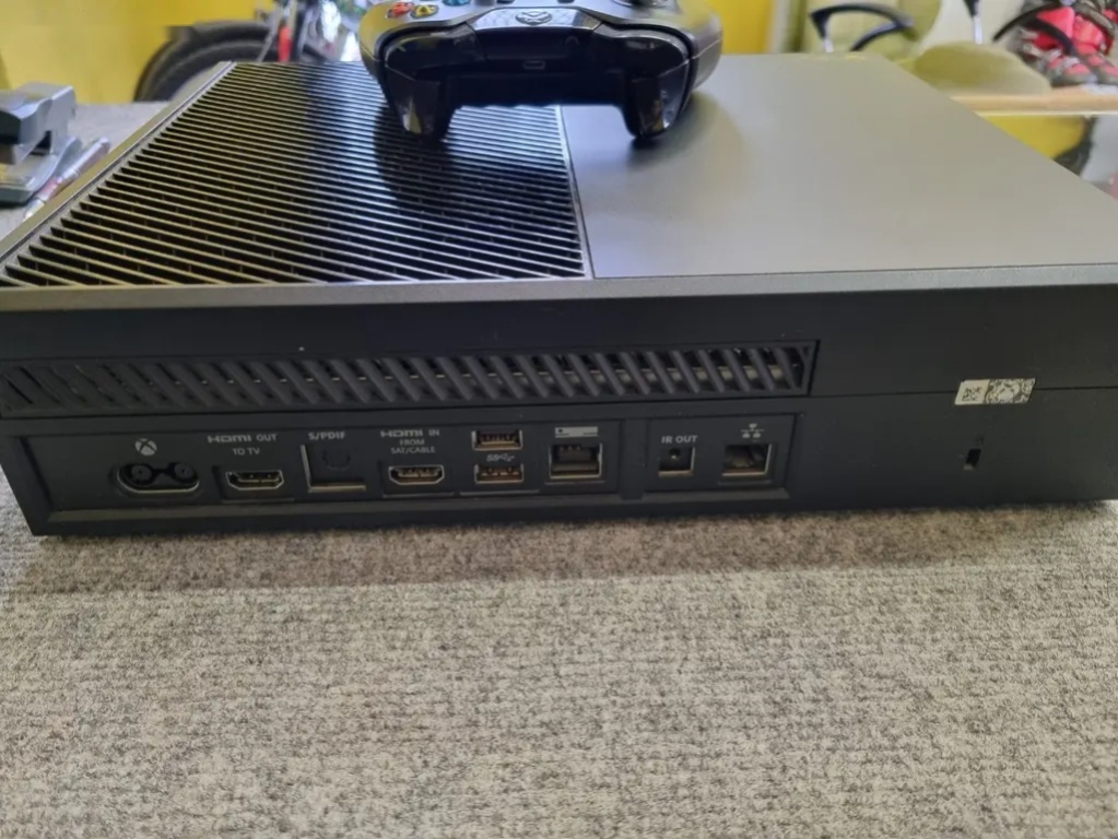 Xbox One 500Gb - 7