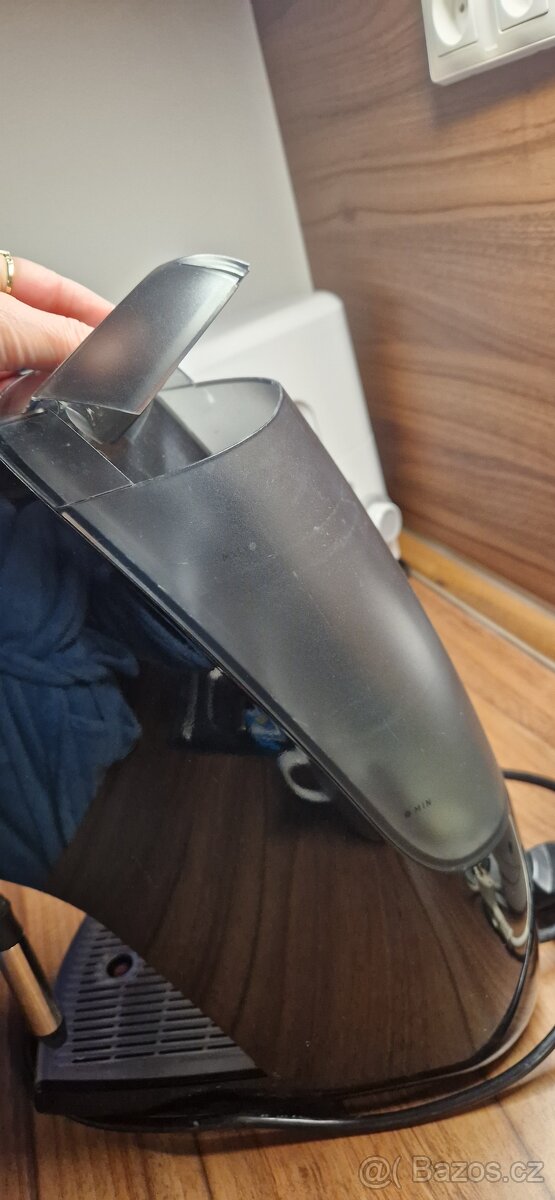 Kávovar Tchibo na kapsle - 7