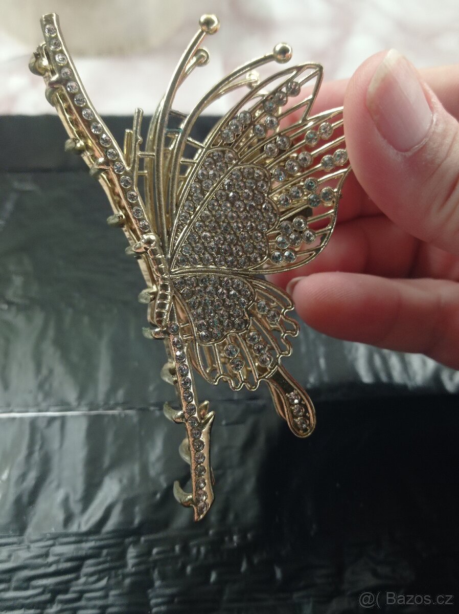 Šperky-přívěšky,náhrdelník,náramek,náušnice - 7