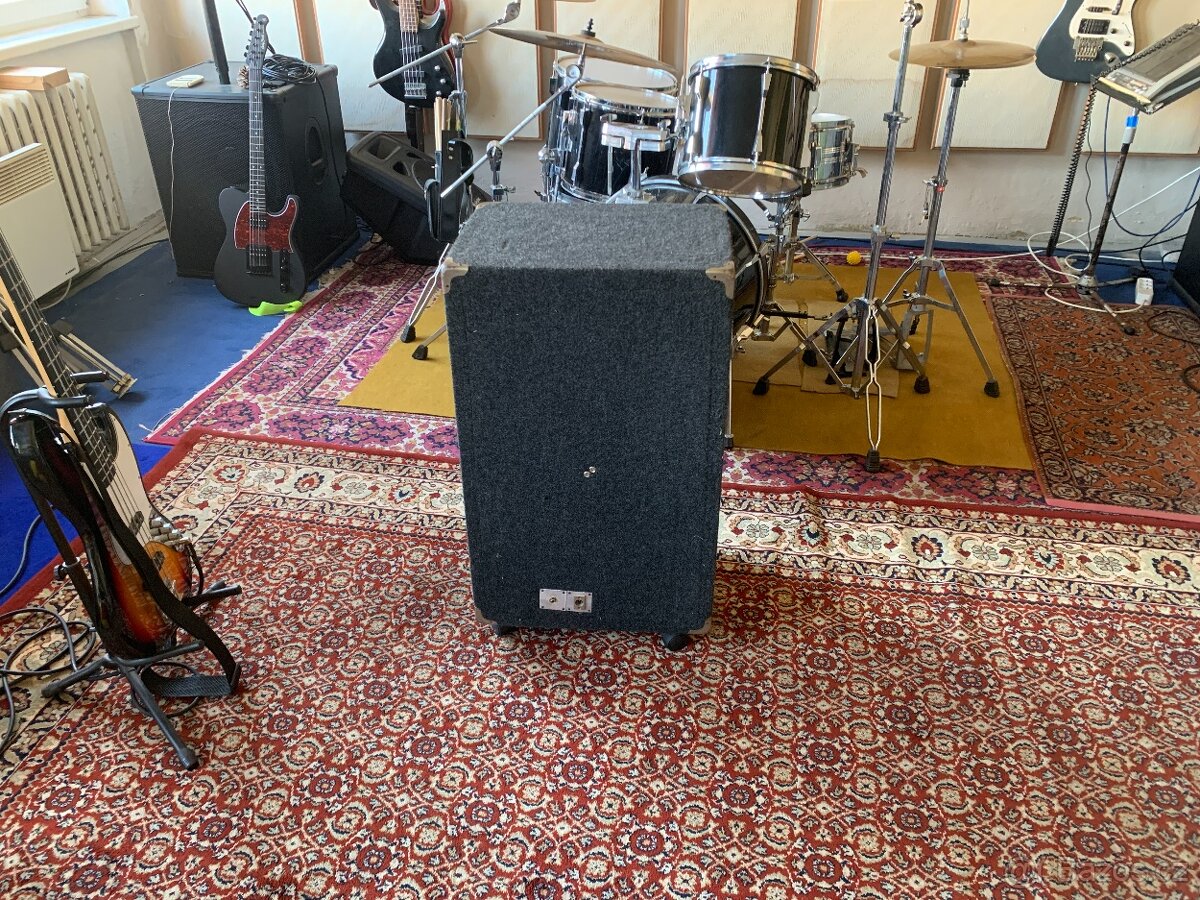 Bass box 200 W , Eminence USA - 7