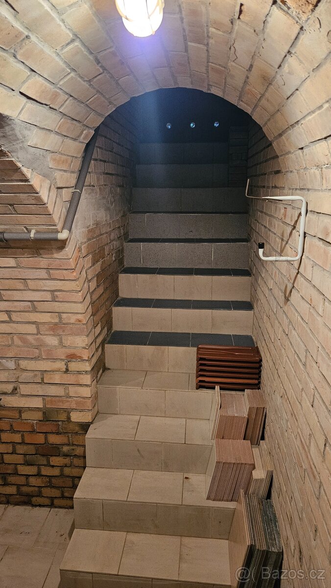 Rodinný dům s penzionem - 7